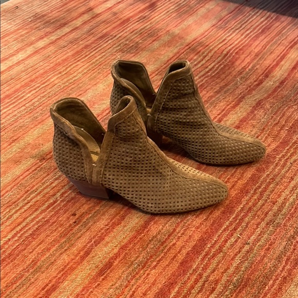 Women's Suede Ankle Boots - Brown - Picture 1 of 5